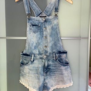 Shorts/overalls